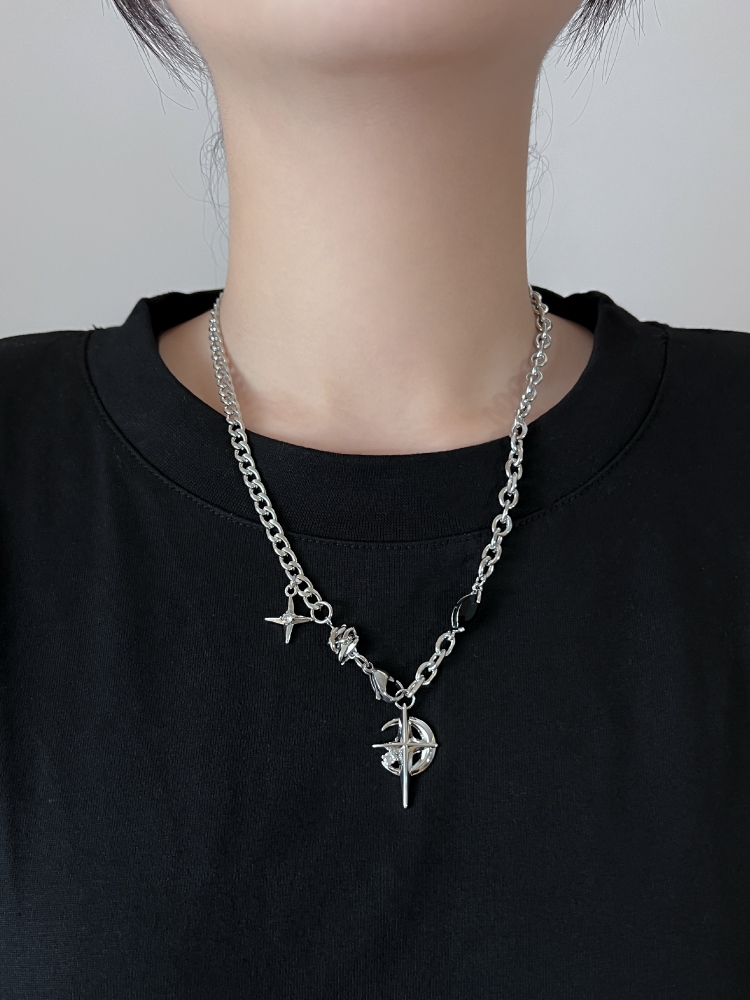 男性と女性のためのゴシックンパンクネックレス,クロスペンダン - Men Accessories Neck Chain のレビューと価格